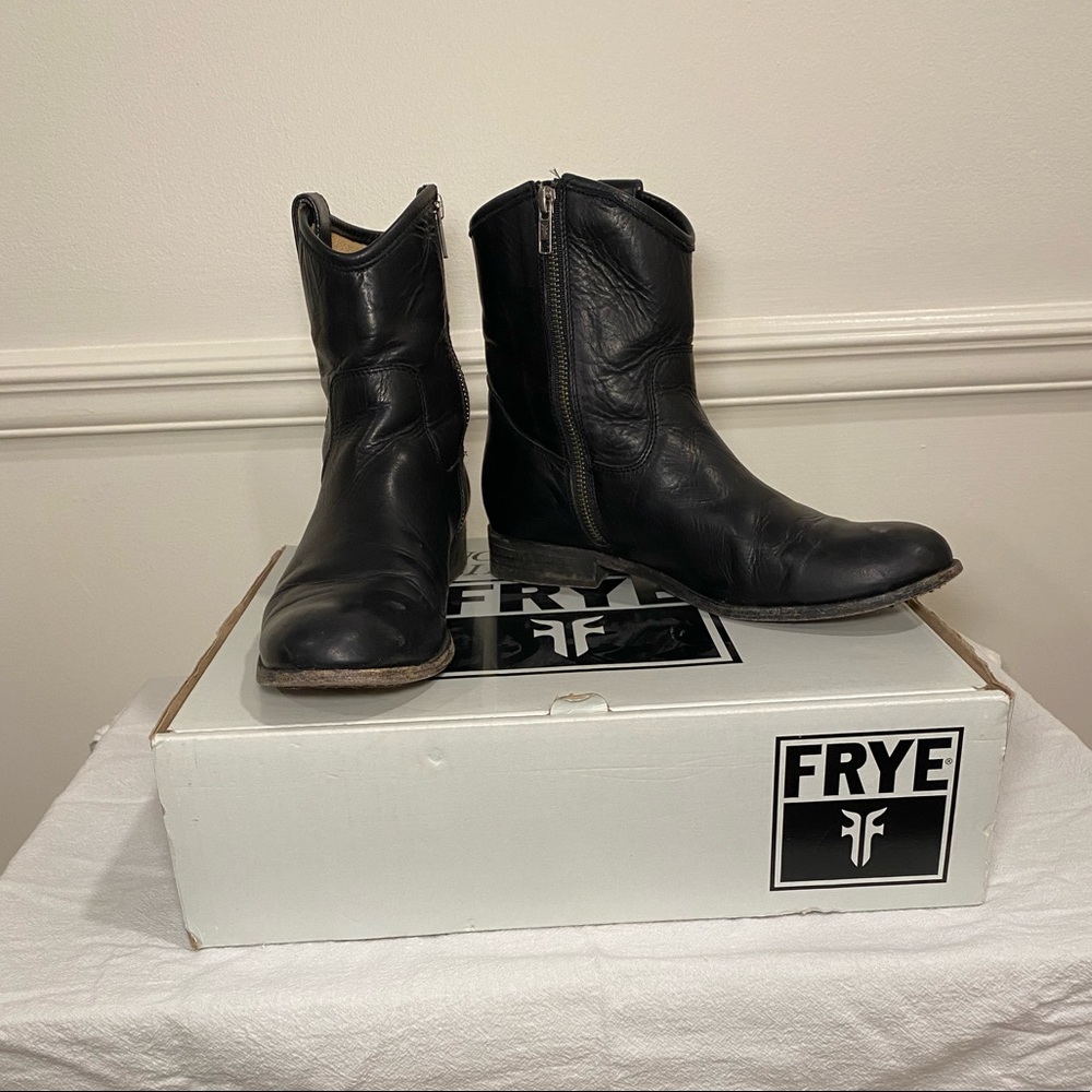 Frye Mellissa Button short boot